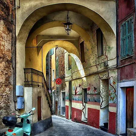 Moonlight- Bedbluesky בית נופש *