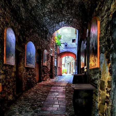 Moonlight- Bedbluesky Perinaldo