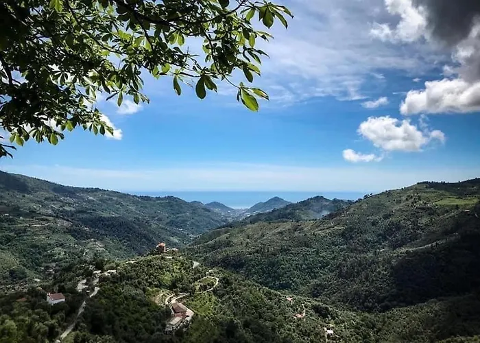 Moonlight- Bedbluesky Vakantiehuis Perinaldo