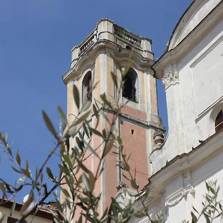 Moonlight- Bedbluesky 度假居 *