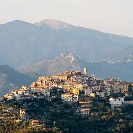 Moonlight- Bedbluesky 度假居