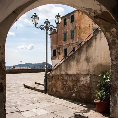 度假居 Moonlight- Bedbluesky