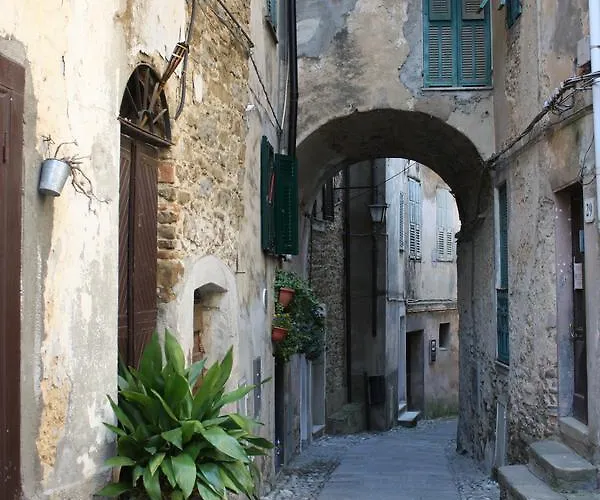 Moonlight- Bedbluesky * Perinaldo